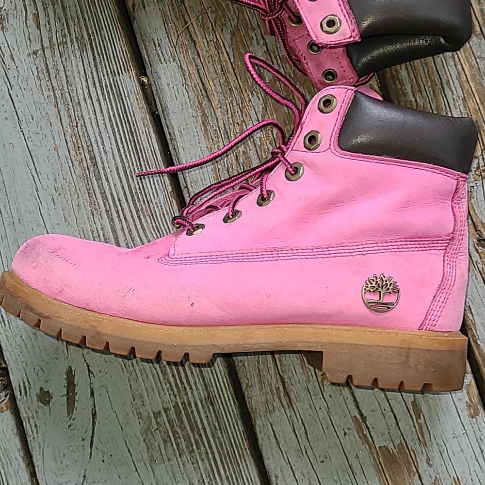 Pink Susan G Komen Breast Cancer Timberland Special Edition Boots size 7 Boys - Picture 16 of 17